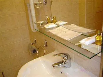 Narcis Hotel 4*